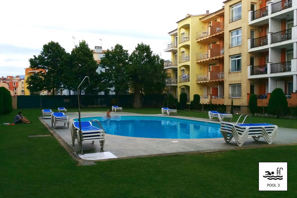Mirablau Apartment Empuriabrava Exterior foto