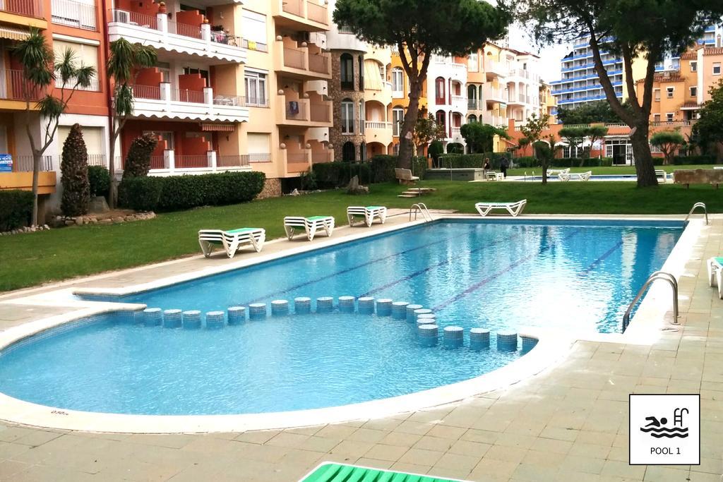 Mirablau Apartment Empuriabrava Exterior foto